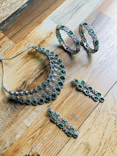 Green Square Drop Necklace Set